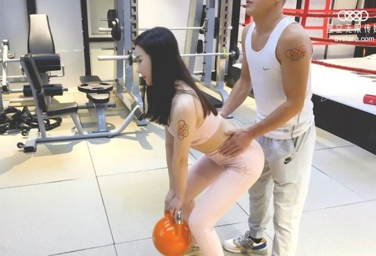 Gym Instructor’s Private Lesson